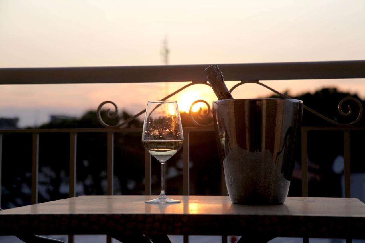 Hotel Alfa Anche In All Inclusive ริมินี ภายนอก รูปภาพ