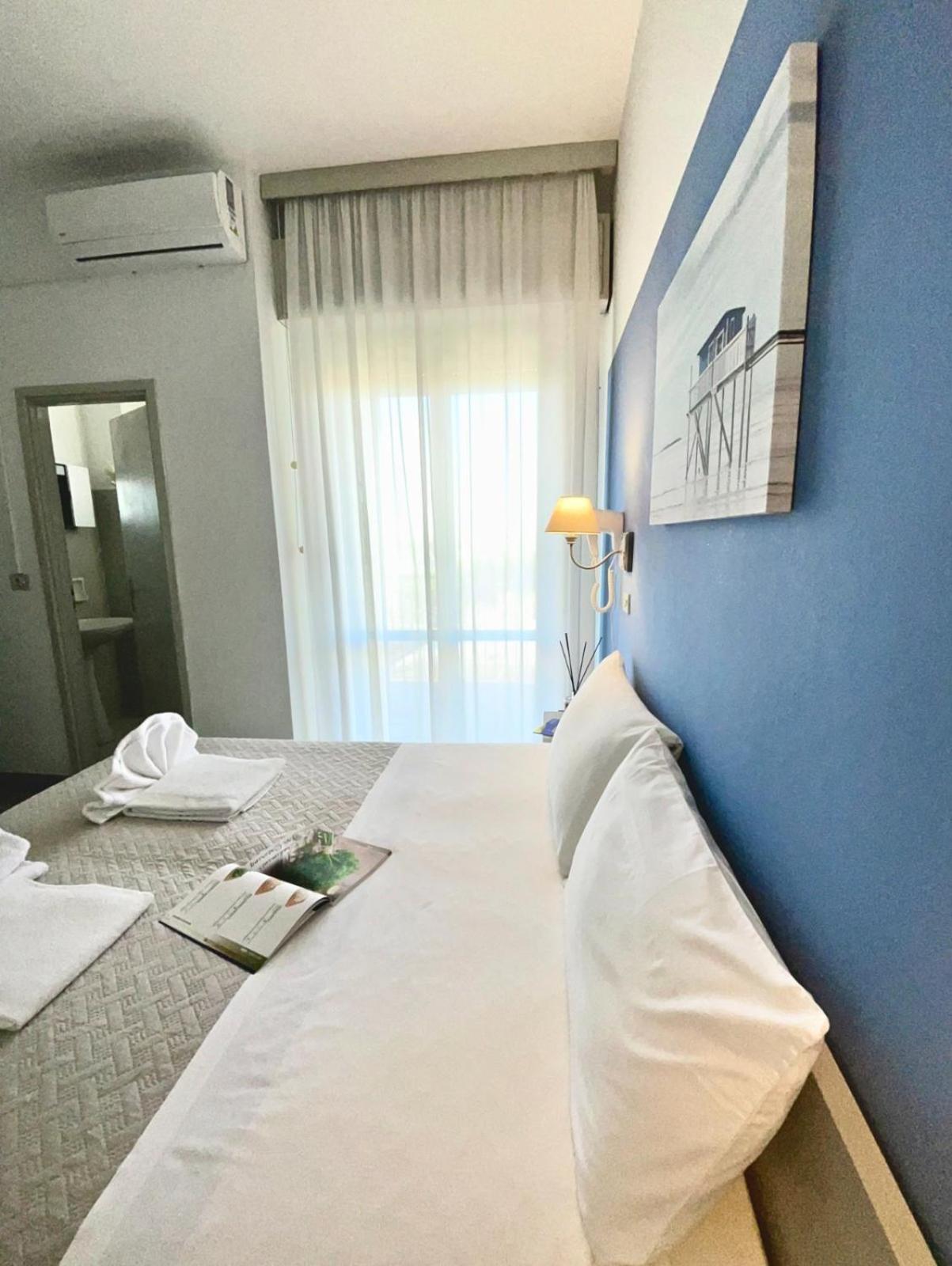 Hotel Alfa Anche In All Inclusive ริมินี ภายนอก รูปภาพ