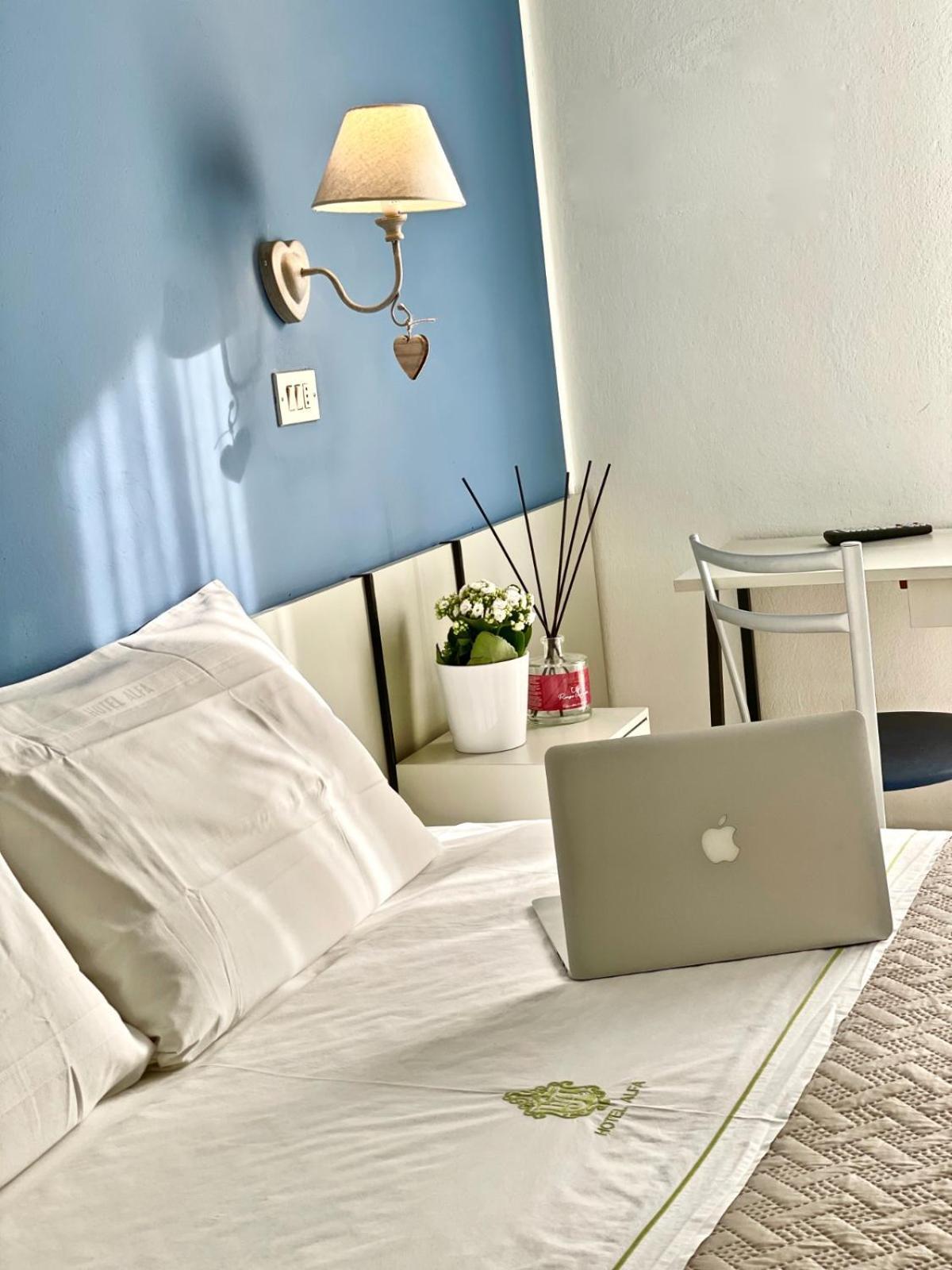Hotel Alfa Anche In All Inclusive ริมินี ภายนอก รูปภาพ