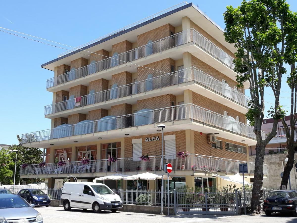 Hotel Alfa Anche In All Inclusive ริมินี ภายนอก รูปภาพ
